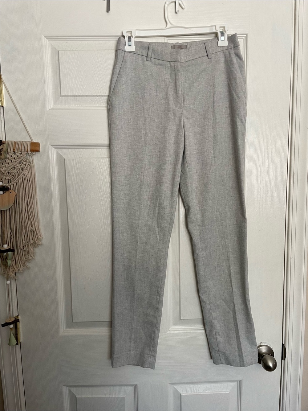 H&M Light Gray Women's size 4 Dress Pants